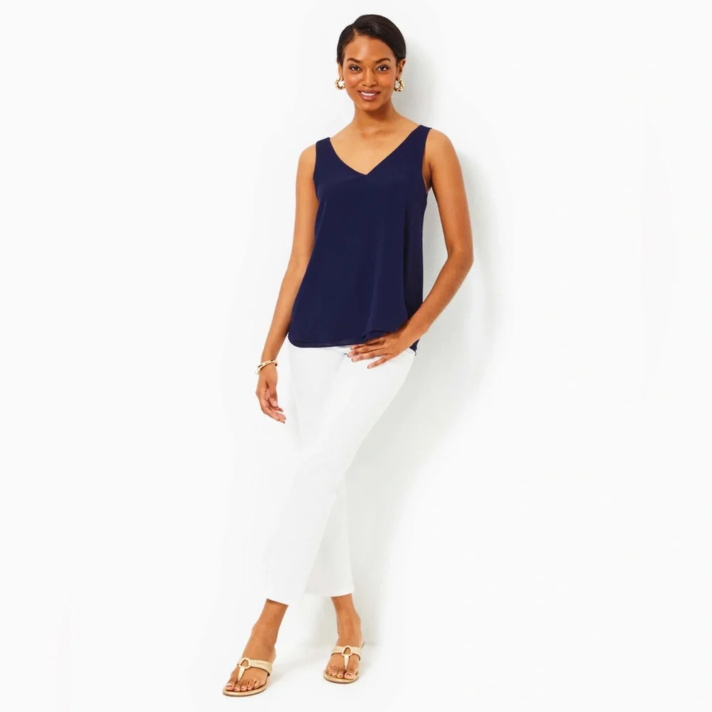 Lily Pulitzer Florin Straight Hem Top. True Navy Blue. Size XS. Oversized. New! - Picture 4 of 10